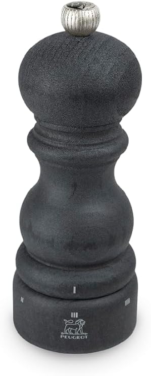 PEUGEOT - Paris u'Select 15 cm Pepper Mill - 6 Predefined Grind Settings - Made with PEFC Certified Wood - Made in France - Graphite