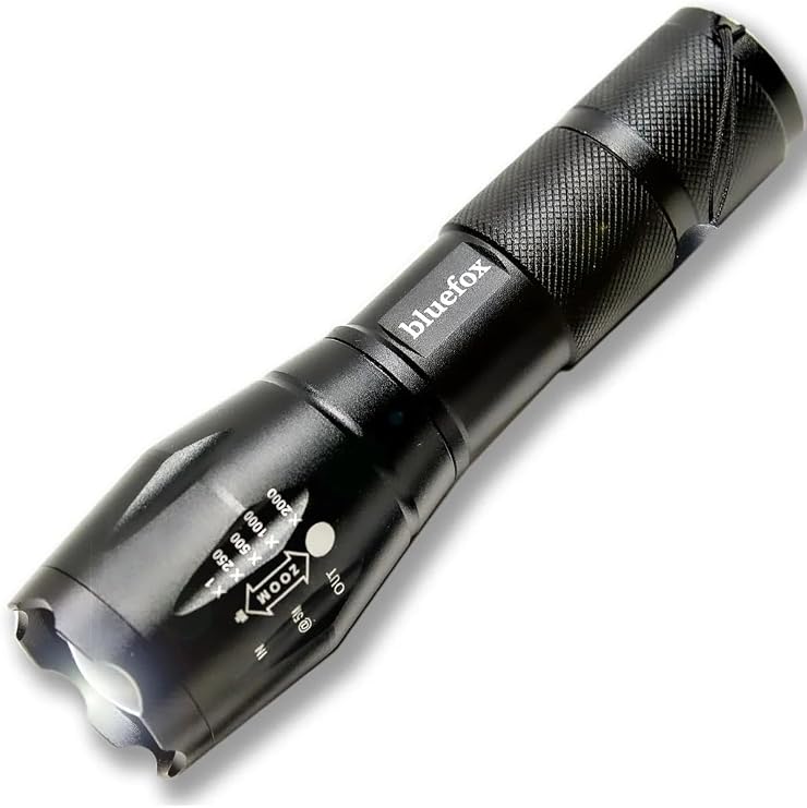 Bluefox Güçlü LED El Feneri, 10W Ultra Parlak Işık, 5 Farklı Mod, Zoom Özellikli, Dayanıklı Aluminyum Gövde [Enerji Sınıfı A+++]