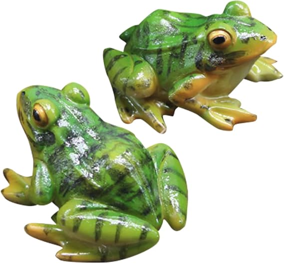 BESPORTBLE 2pcs Frog Figurines Resin Animal Garden Statues Funny Frog Sculptures for Home Desk Decoration (Green)