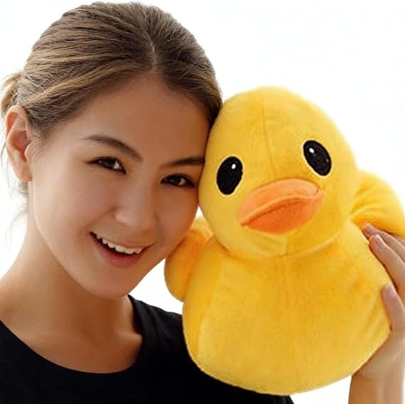 Duck Teddy, Adorable Plush T0y for Collectors, Massive Ducks Teddy Measuring 23cm, Super Soft Duck T0y Filled With PP Cotton, Perfect for Home and Outdoor Play
