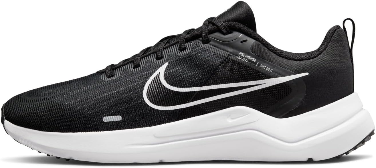 Men's Nike Downshifter 12 Sneaker