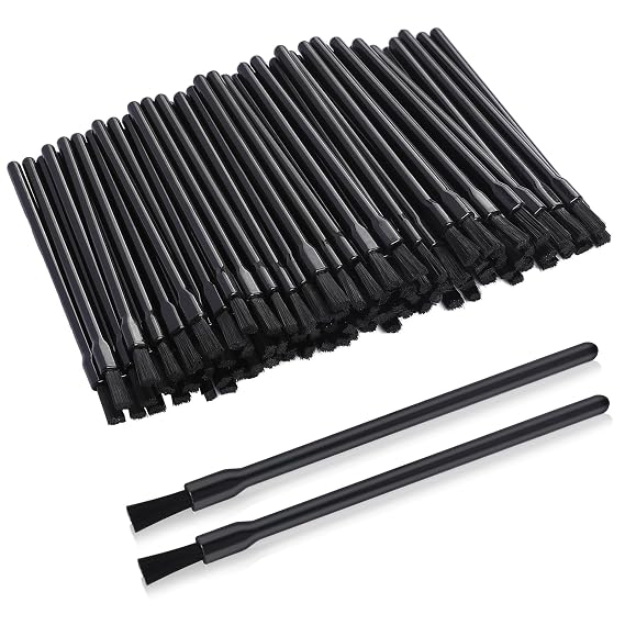 100 Pcs Lip Brushes Disposable Nail Polish Brushes Disposable Lip Brushes Lip Wand Disposable Applicators Lipstick Lip Gloss Wands Nail Polish Brush Multifunctional Makeup Brushes for Women