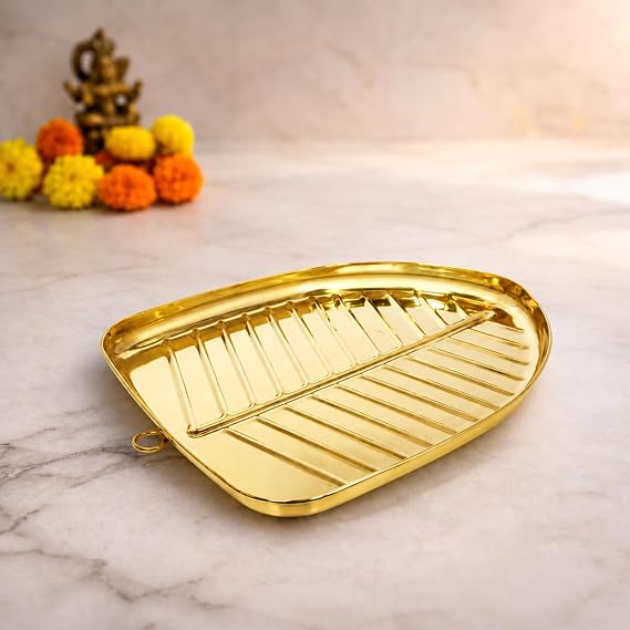 Putrika Traditional Handcrafted Brass Puja | Pooja Thali | Arati | Arathi | Arthi | Arti | Arathi | Bartan Thambulam Plate Banana Leaf Thali- (Large)