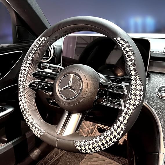 Black Steering Wheel Cover for Car, Universal 15 inch Leather Steering Wheel Cover for Women, Elegant Car Interior Decoration, Anti-Slip, Odorless Steering Wheel Protector