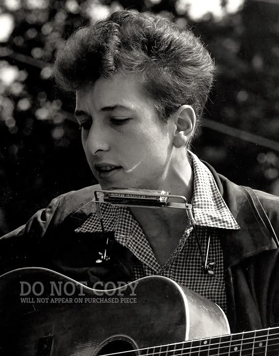Bob Dylan Photograph 8 X 10 - Magnificent 1963 Live Portrait - Civil Rights March on Washington D.C. - American Music Legend - Rare Photo - Poster Art Print