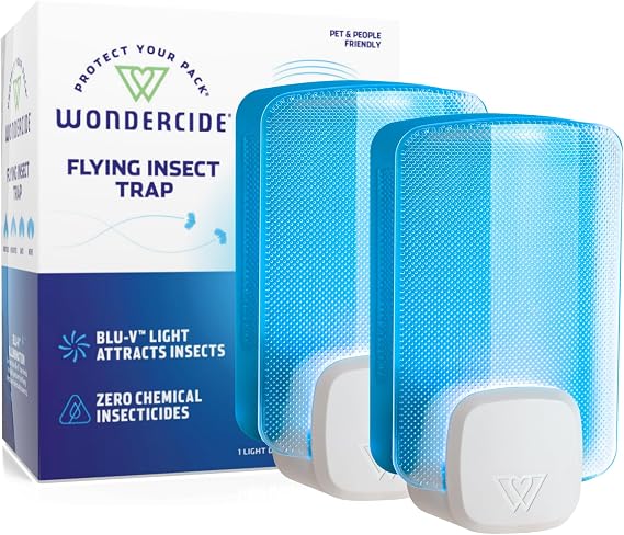 Wondercide - Fly and Flying Insect Traps - 2 Plug-in Lights & 2 Cartridges