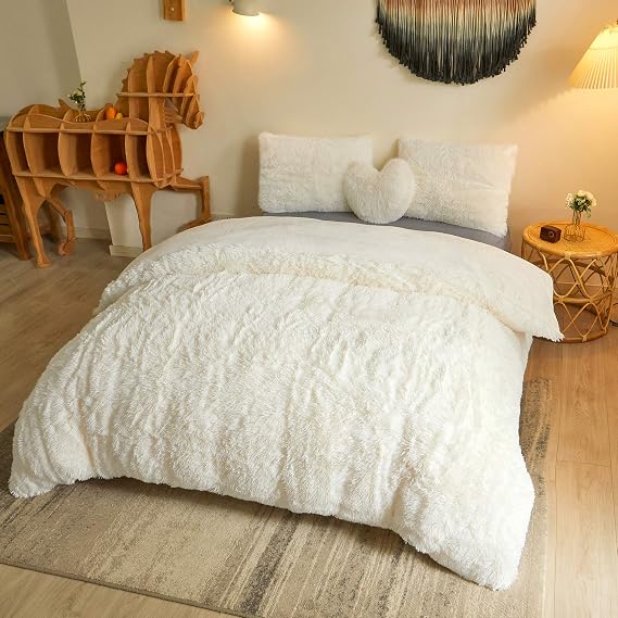 MEGO Luxury Shaggy Faux Fur Duvet Cover Set, Ultra Soft 2 Pieces Fluffy Comforter Cover Set, Fuzzy Bedding Set Ivory(1 Plush Furry Duvet Cover + 1 Pillow Case), Zipper Closure(Twin, Beige)